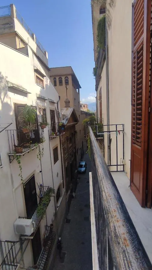Guest house Cathedral City Center Palermo 1