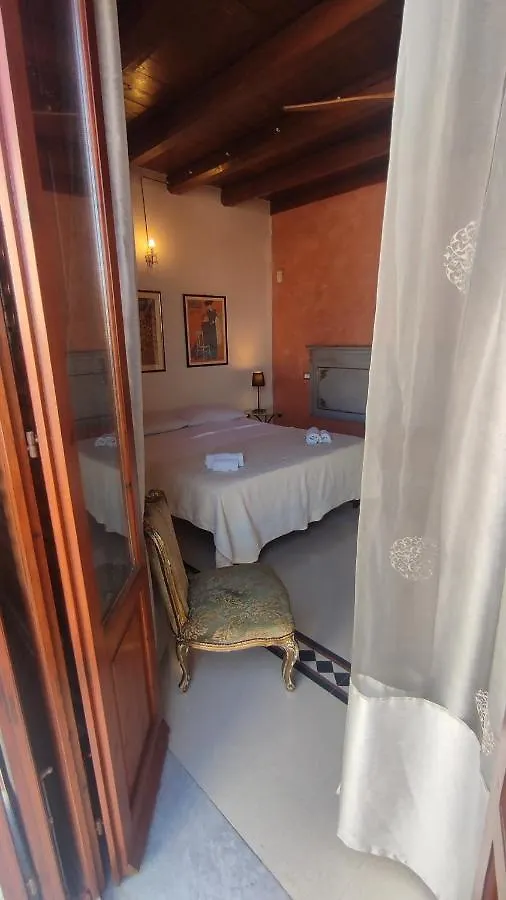 Cathedral City Center Palermo 1 Guest house